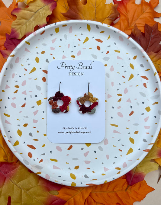 Leaf Pattern Fall Earrings-Short Hoops