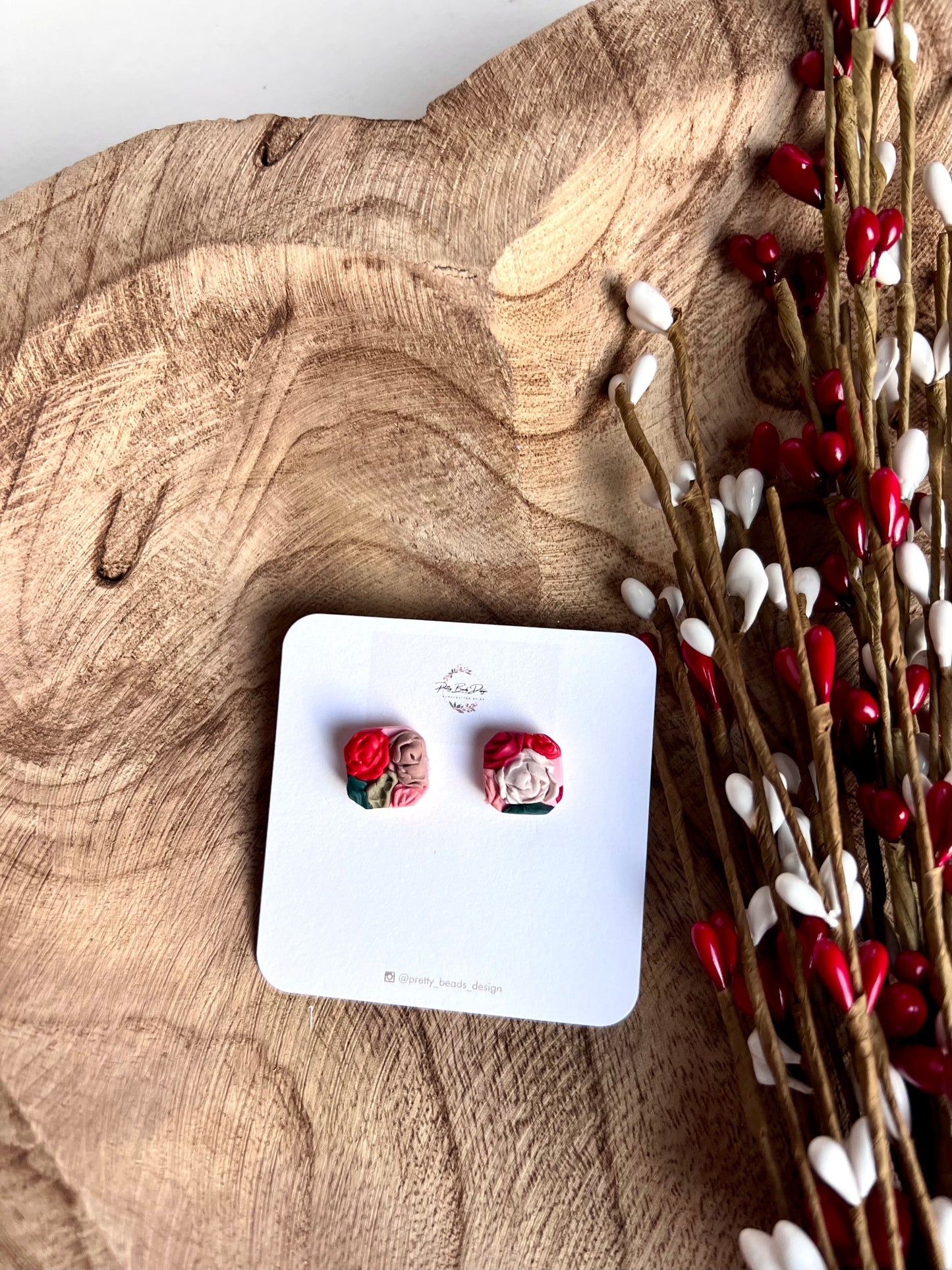 Rose Bouquet Heart Stud